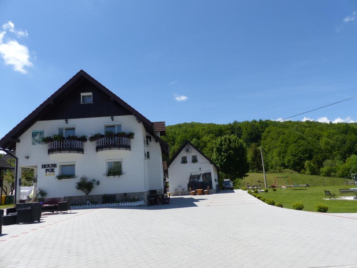 Hotel House Pox Plitvička Jezera Esterno foto